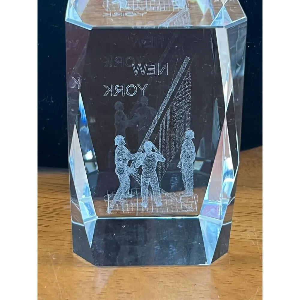 New York City Ground Zero Flag Tribute Laser Etched Crystal Souvenir 9.11 USA